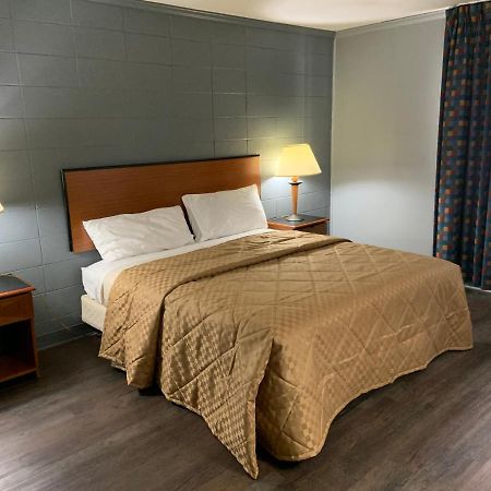 Birchwood Suites Newport News Exterior foto